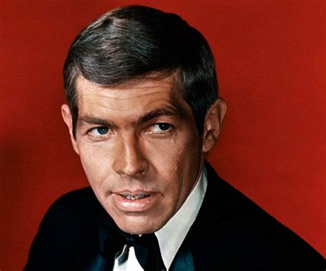 how tall was james coburn